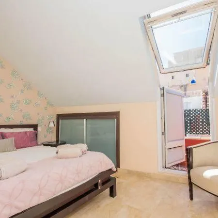 ático Calle España - Junto Al Mar *